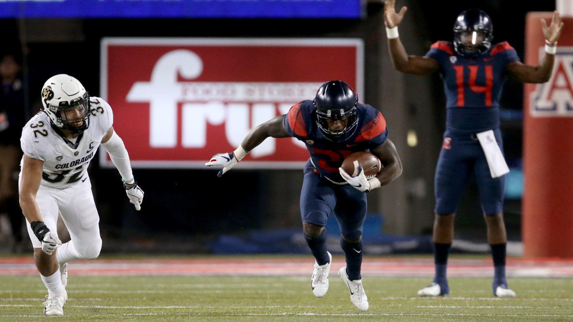 Seen and heard: On the Davises' donation, Grant Gunnell's glory, tight end touches